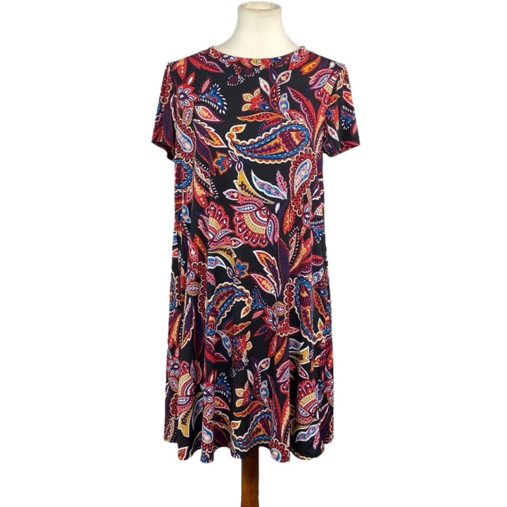 Apt. 9 Blue and Red at the knee Midi Dress
